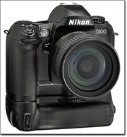 Nikon D100+оригинальный бат.блок+карта памяти 2Gb всего за 2900грн!