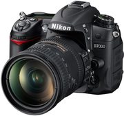 Продам фотоаппарат Nikon D7000