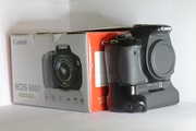 Canon EOS 600D + 18-55 mm III + Батарейный блок BG-E8